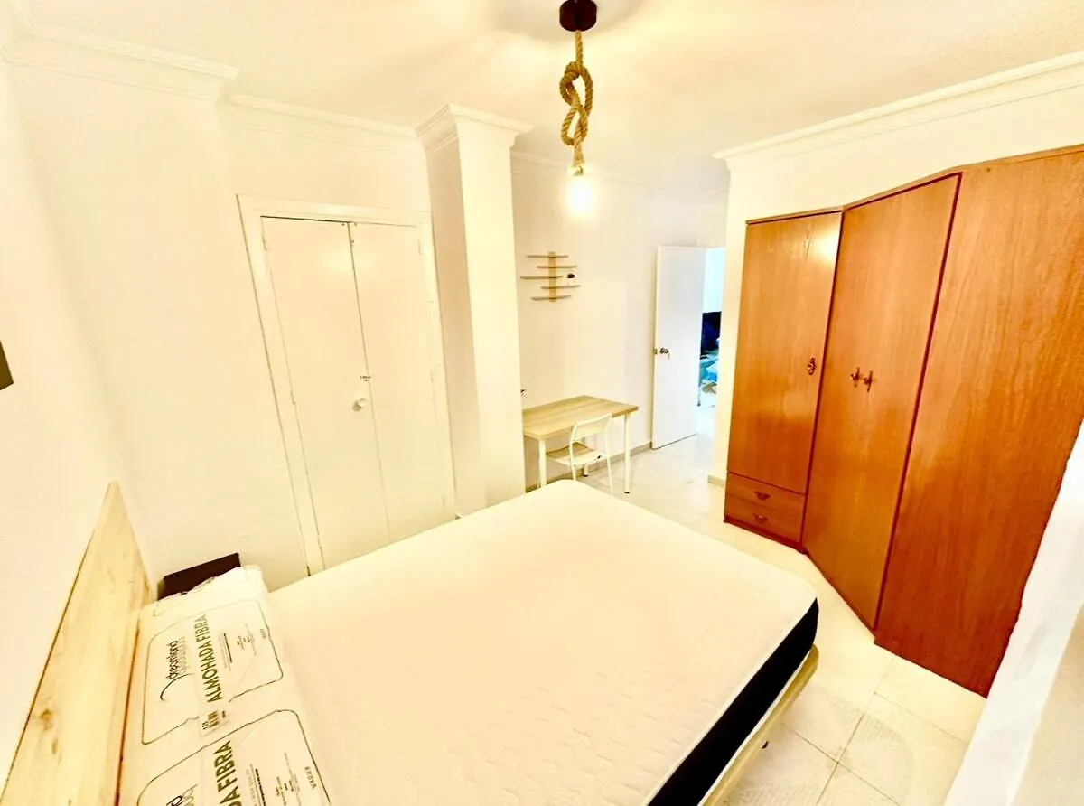 4 Habitaciones - Independencia Huelva